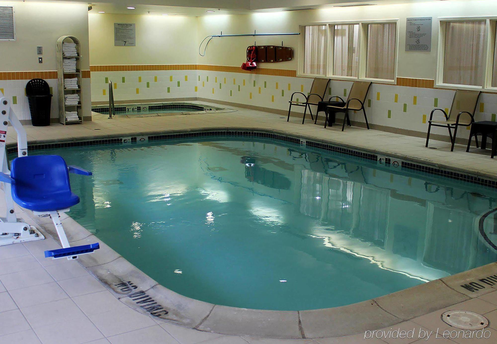 Hotel Fairfield & Detroit 3*