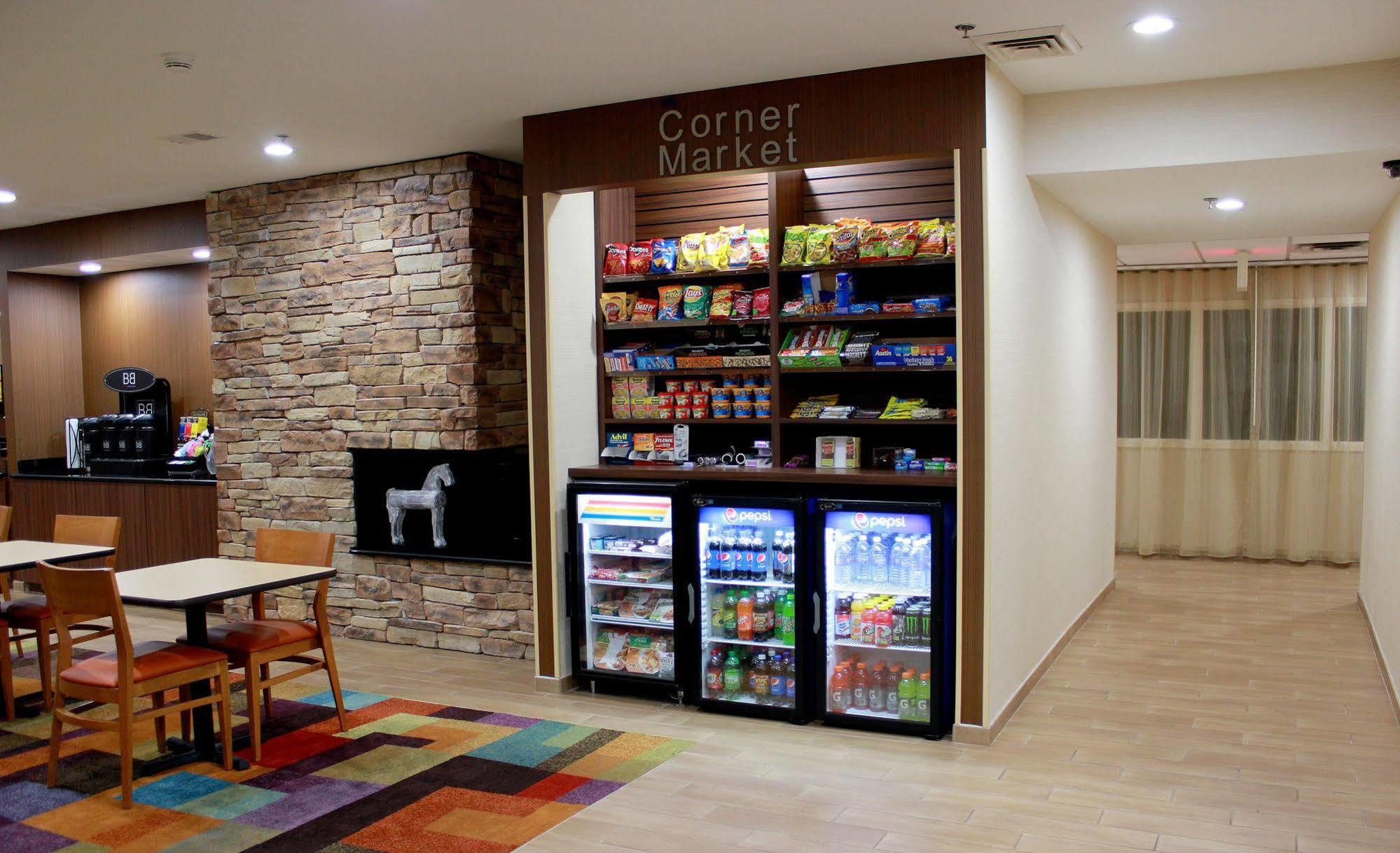 Hotel Fairfield & Detroit Farmington Hills